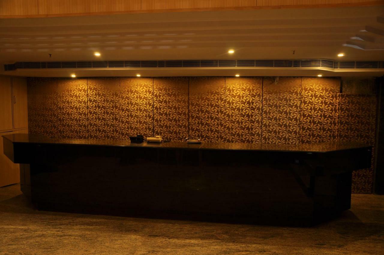 Krishna Residency Hotel Vijayawada Exterior photo